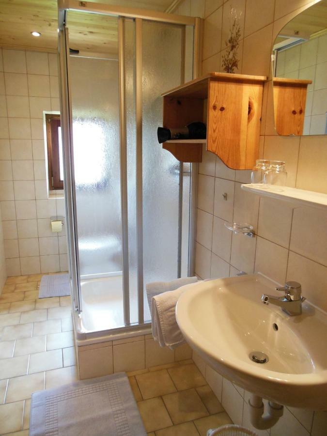 Gaestehaus Gruenbacher Kössen Zewnętrze zdjęcie