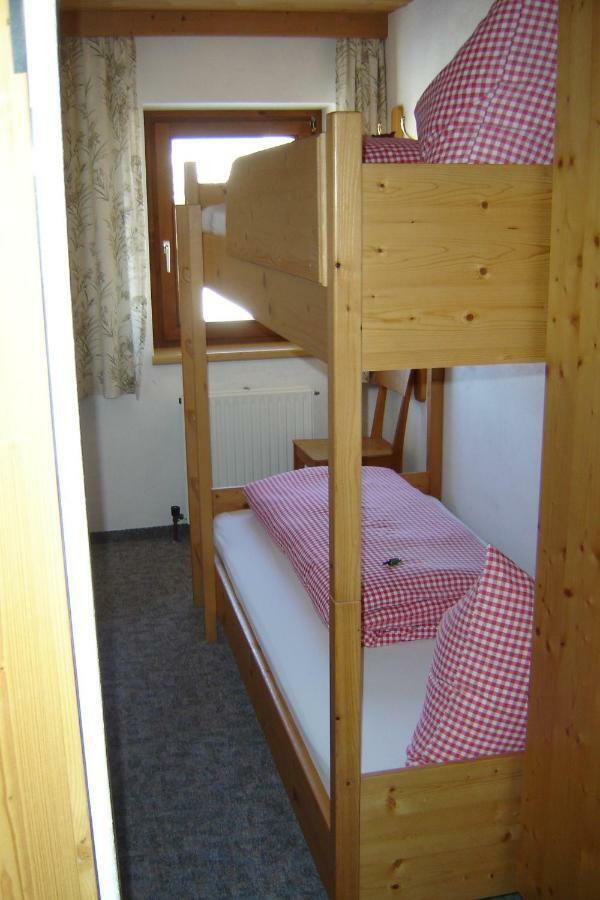 Gaestehaus Gruenbacher Kössen Zewnętrze zdjęcie