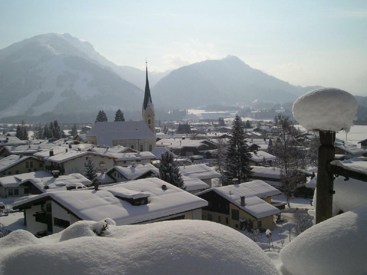 Gaestehaus Gruenbacher Kössen Zewnętrze zdjęcie